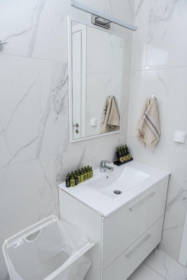 Design Apartment With Swimming Pool Near The Beach Atena Exterior foto